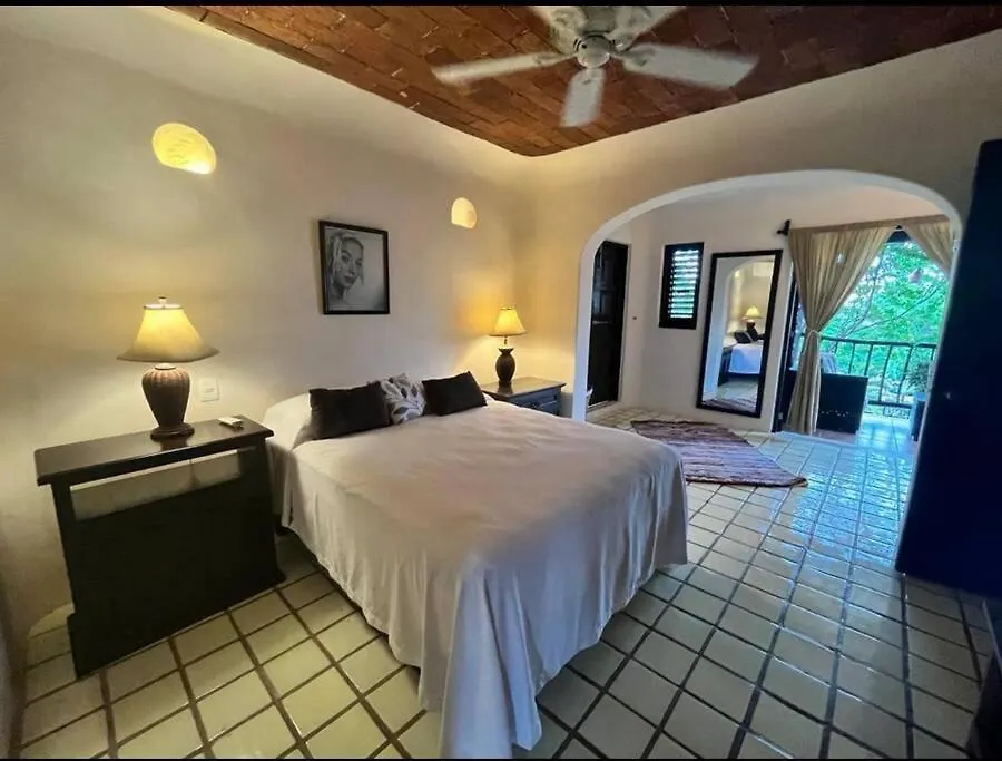Best Location Playacar Steps From The Beach Playa del Carmen